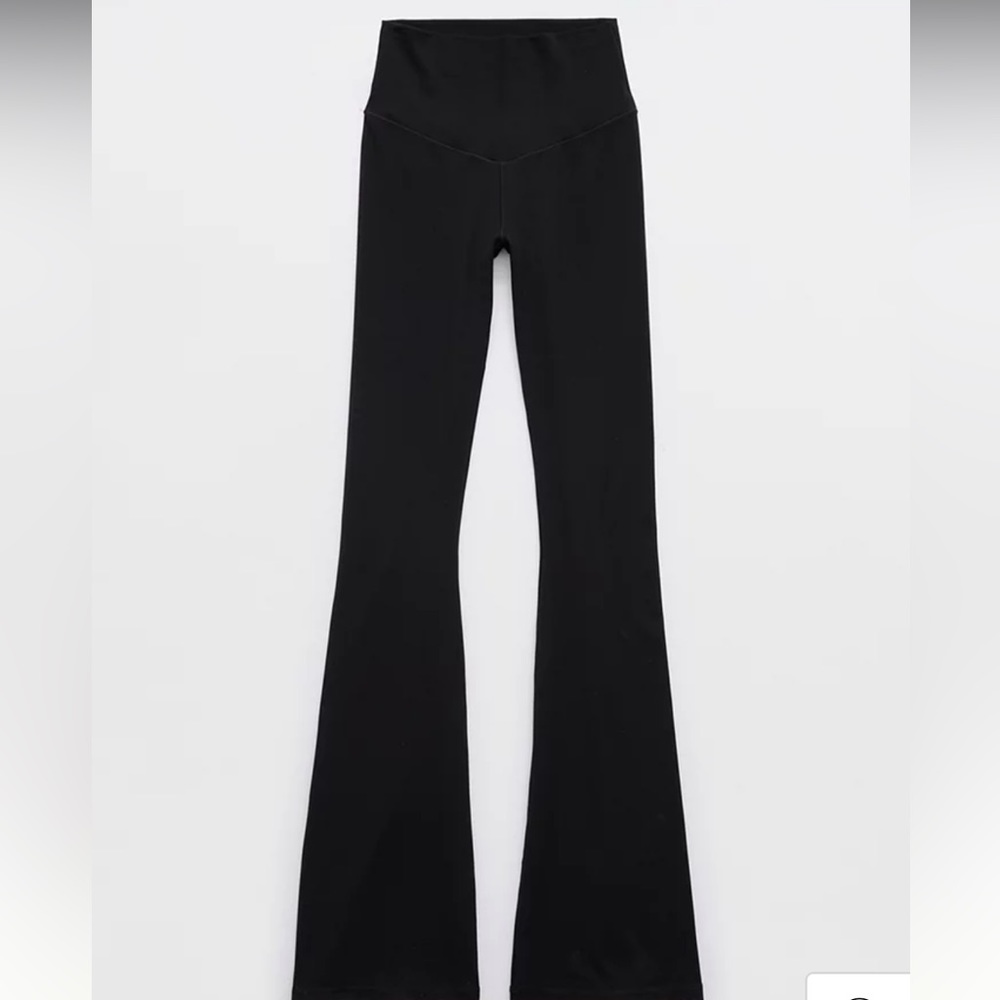 Brand new Aerie flare black leggings, never been worn new with tags, super cute!